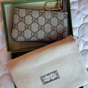 Gucci Beige and Brown GG Canvas Key Holder